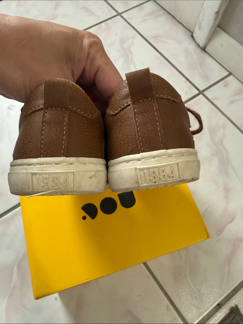 Old Navy Kids Brown Leather Lace-Up Sneakers